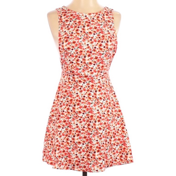 Forever 21 Dresses & Skirts - Forever 21 Floral Print Dress